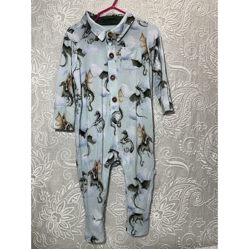 Posh Peanut Boys Percy Long Sleeve Collared Romper 2t Bamboo Dragon Blue